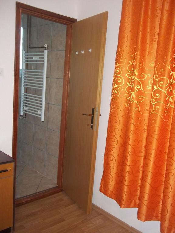Rooms Zigic Korenica Exterior foto